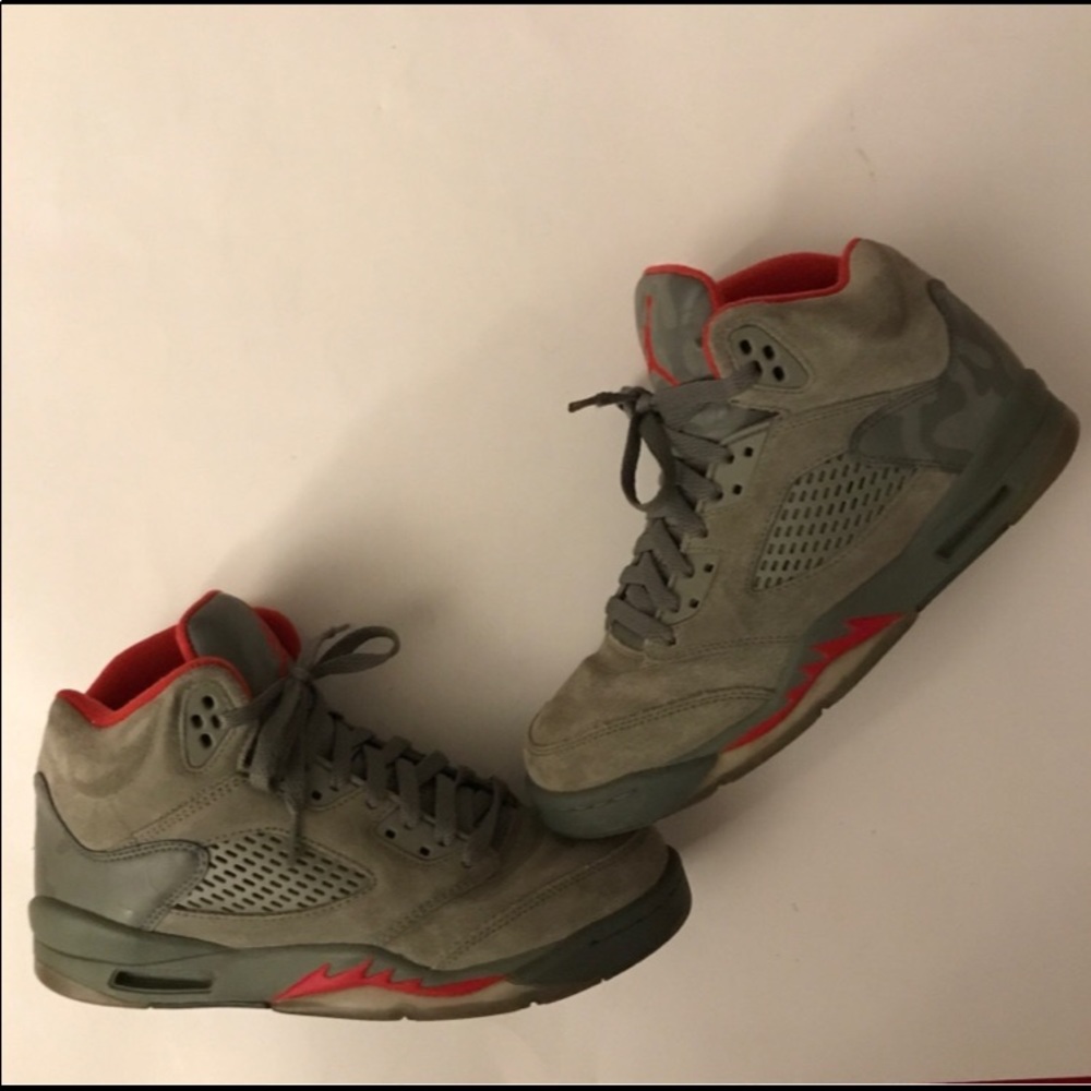 Jordan 5 retro P51 Camo Excellent condition!